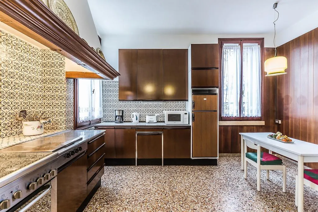 Ca' Affresco 2 Apartment Venice